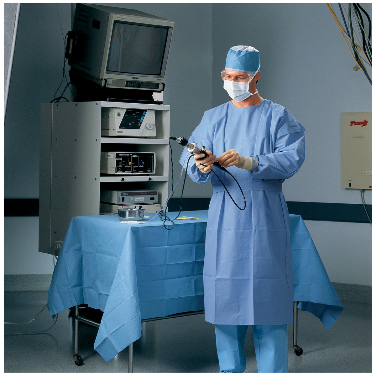 Halyard Procedure Gowns